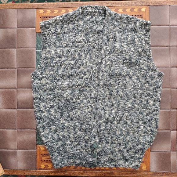 Sweater Vest Hand Knit Cropped V Neck Ribbed Vintage Styling Price is Firm - Picture 3 of 13